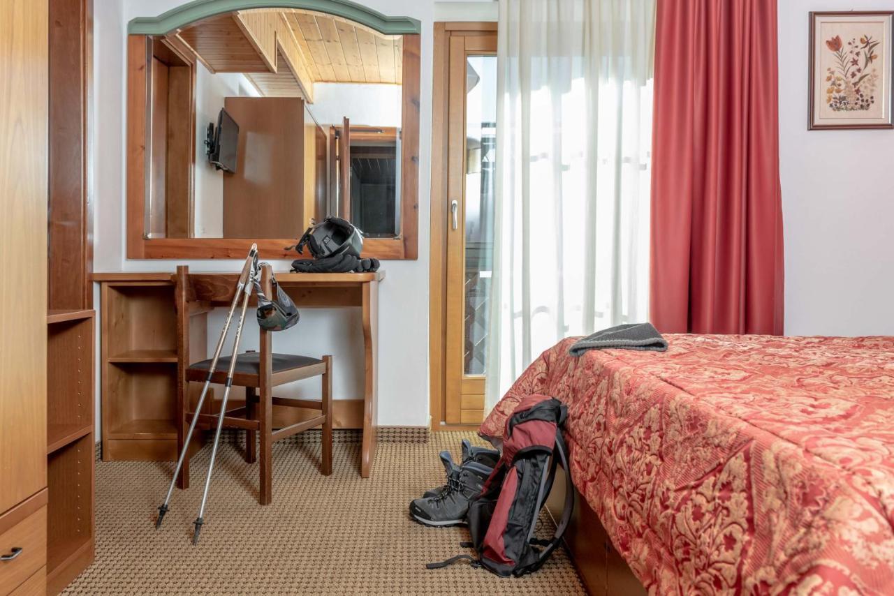 Hotel Italo Madonna di Campiglio Exterior photo